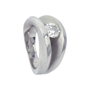 schmuckwerk Kuss Ring UR 210 PT bei Juwelier Bartels in Ravensburg