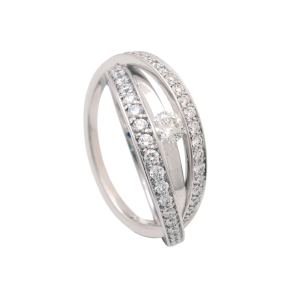 schmuckwerk Ring Saturn SR-306-WG bei Juwelier Bartels in Ravensburg